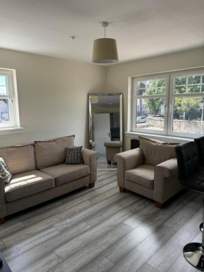 Modern 3 Bedroom Apartment in Markinch, Fife